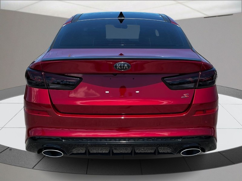 Kia Optima Vehicle Full-screen Gallery Image 04