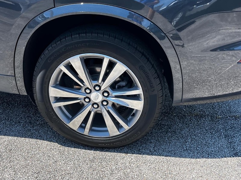 Cadillac XT6 Vehicle Full-screen Gallery Image 07