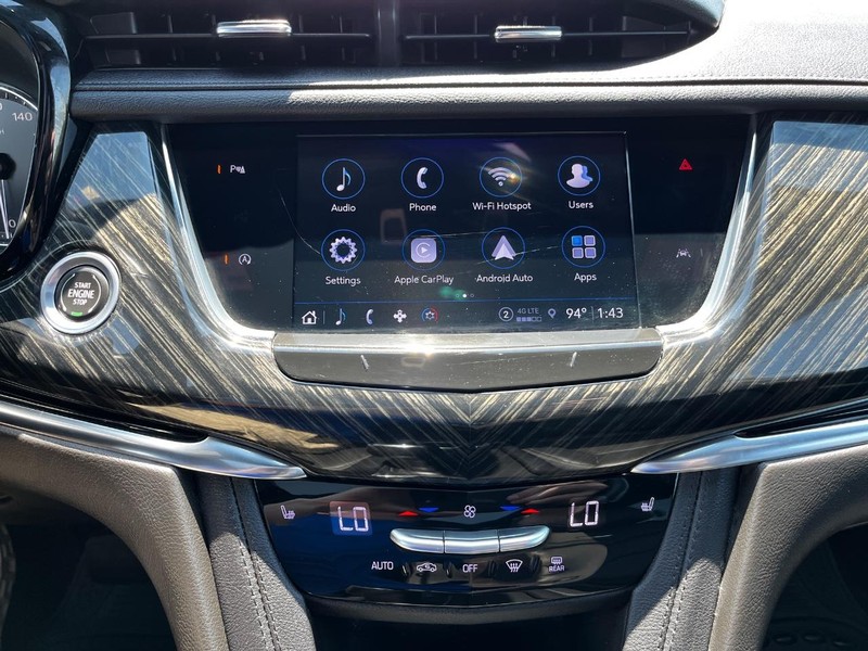 Cadillac XT6 Vehicle Full-screen Gallery Image 23
