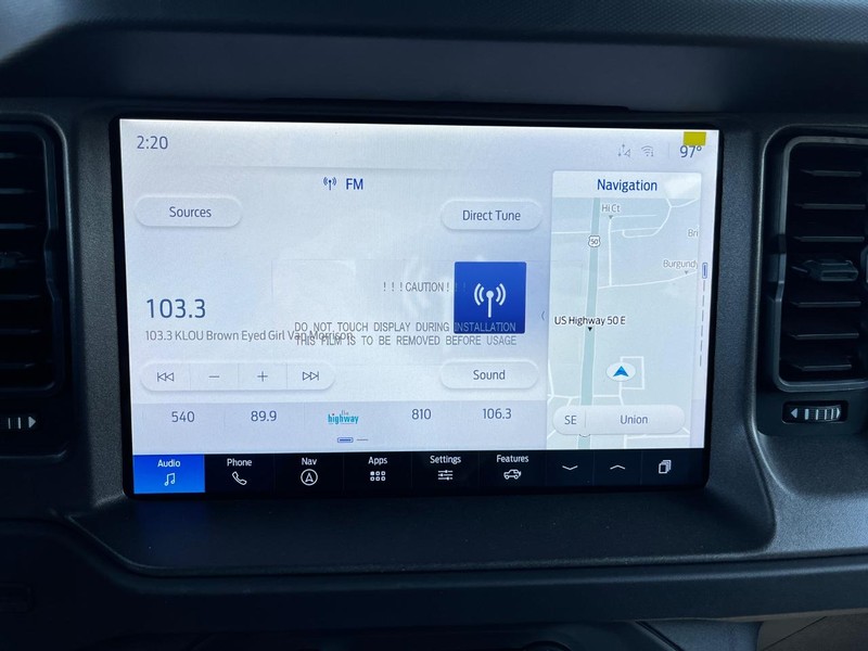 Ford Bronco Vehicle Full-screen Gallery Image 14