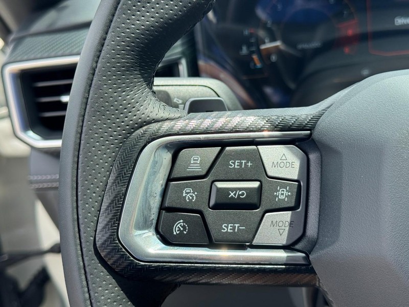 Ford Mustang Vehicle Full-screen Gallery Image 15