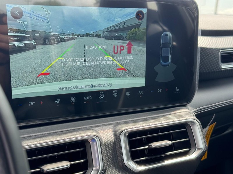 Ford Mustang Vehicle Full-screen Gallery Image 17