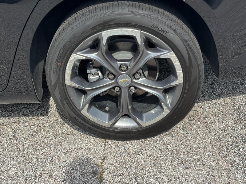 Chevrolet Malibu Vehicle Full-screen Gallery Image 07