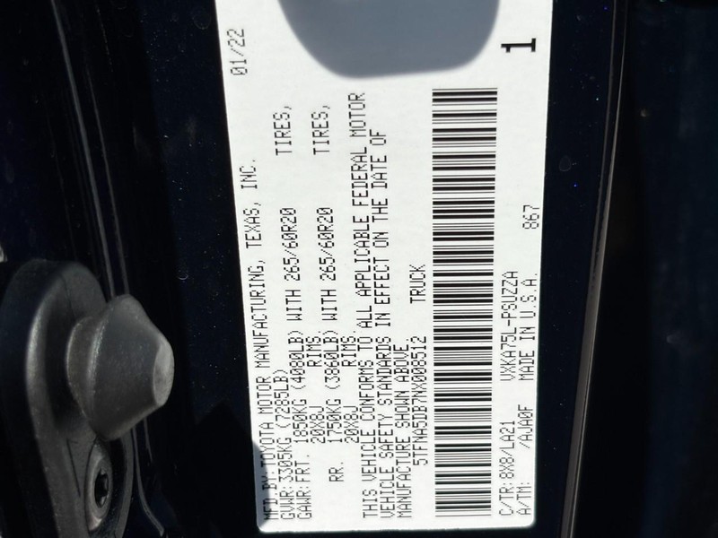 Toyota Tundra 4WD Vehicle Full-screen Gallery Image 27