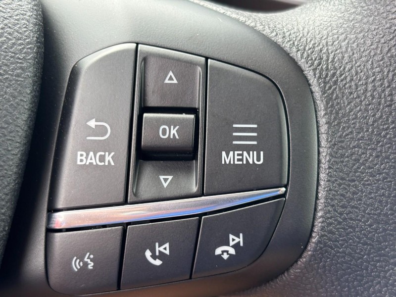 Ford Bronco Sport Vehicle Full-screen Gallery Image 13