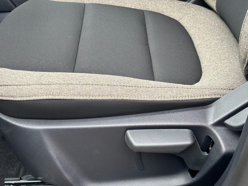 Ford Bronco Sport Vehicle Full-screen Gallery Image 19