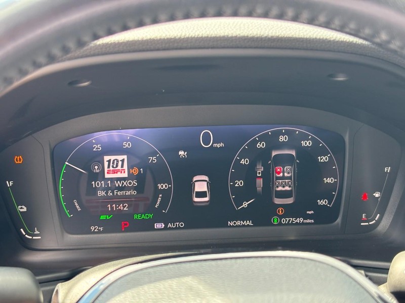 Honda Accord Hybrid Vehicle Full-screen Gallery Image 18