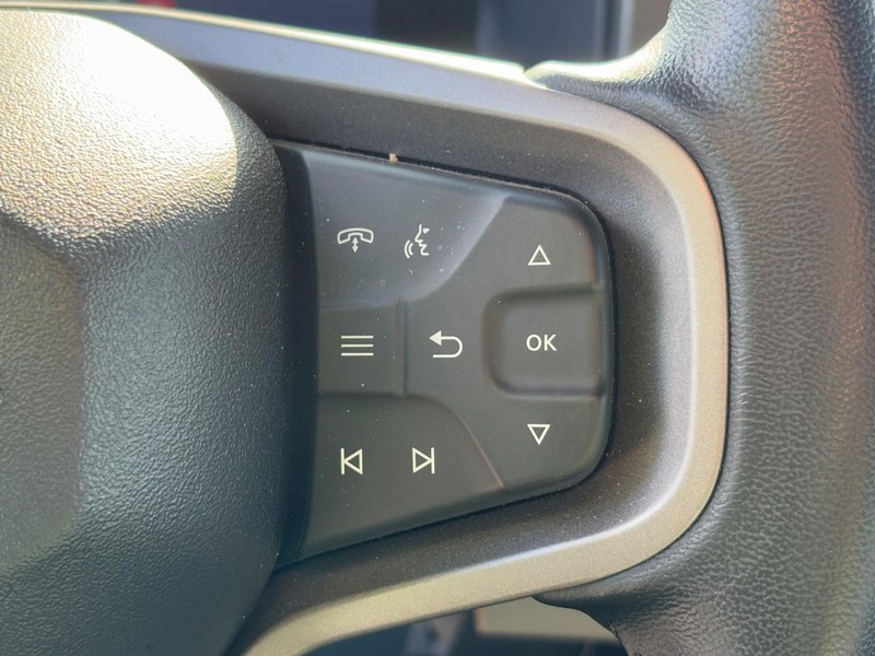 Ford Bronco Vehicle Full-screen Gallery Image 18