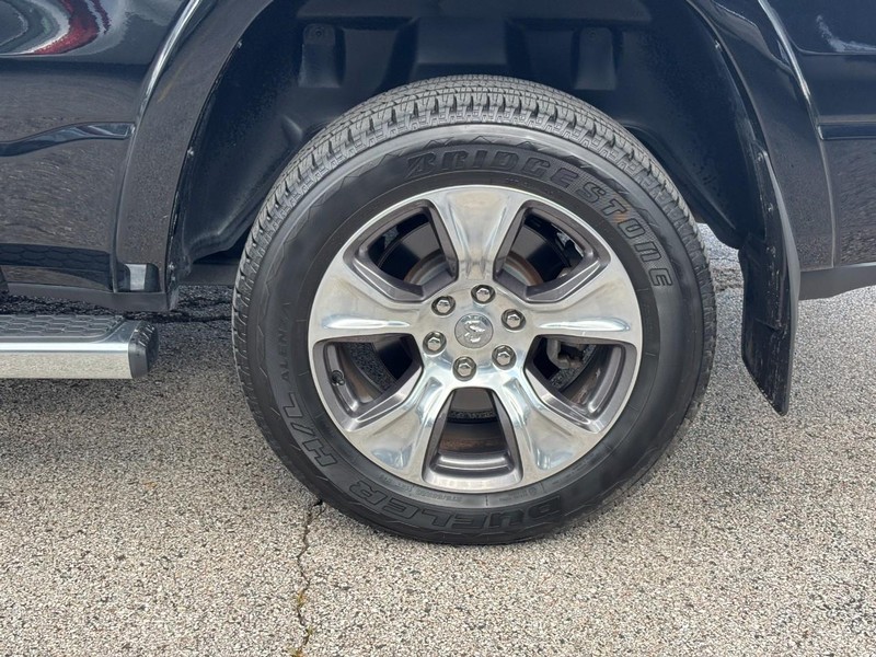 Ram 1500 Vehicle Full-screen Gallery Image 07