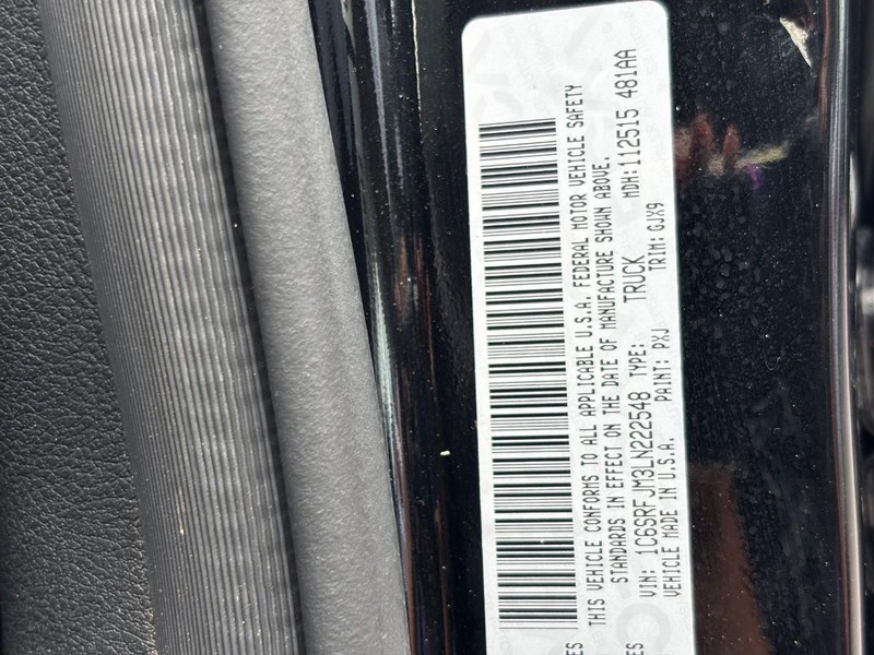 Ram 1500 Vehicle Full-screen Gallery Image 29