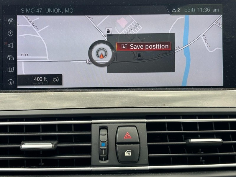 BMW 6 Series Vehicle Full-screen Gallery Image 22