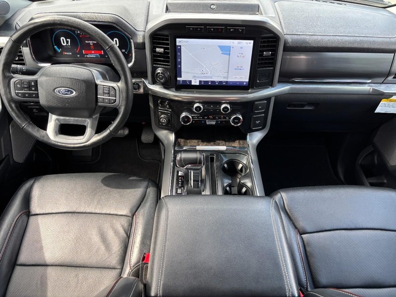 Ford F-150 Vehicle Full-screen Gallery Image 11