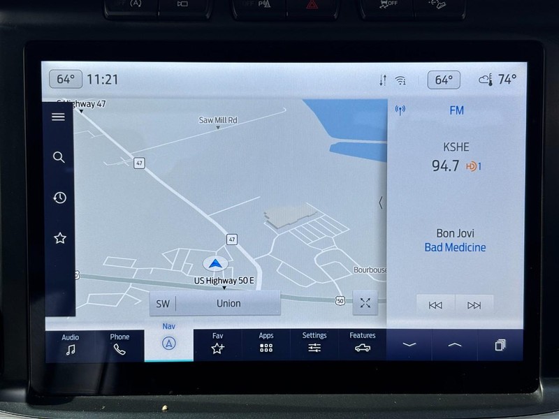 Ford F-150 Vehicle Full-screen Gallery Image 13