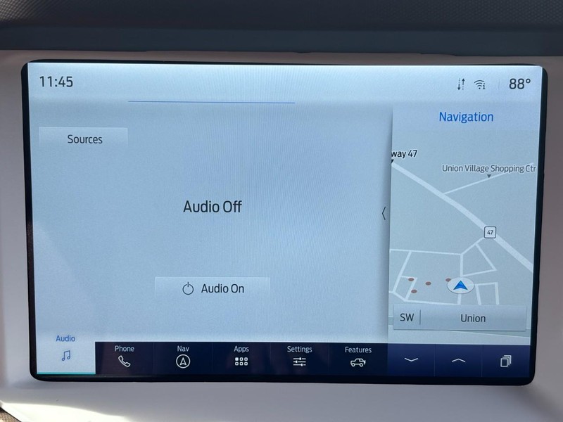 Ford Bronco Vehicle Full-screen Gallery Image 12