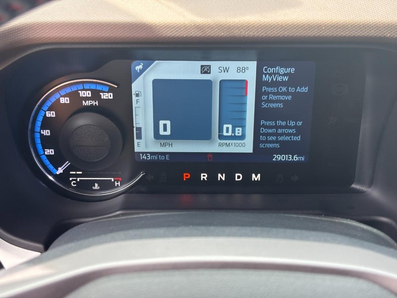 Ford Bronco Vehicle Full-screen Gallery Image 18