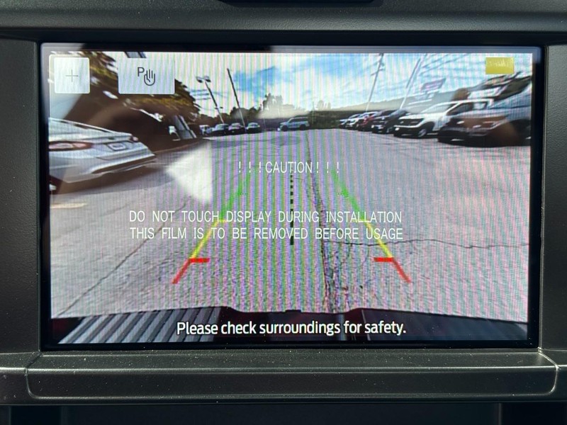 Ford Super Duty F-350 SRW Vehicle Full-screen Gallery Image 11