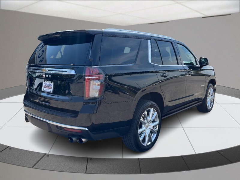 Chevrolet Tahoe Vehicle Full-screen Gallery Image 03