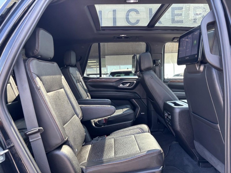 Chevrolet Tahoe Vehicle Full-screen Gallery Image 10