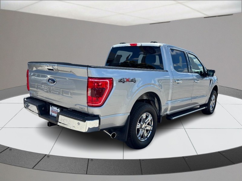 Ford F-150 Vehicle Full-screen Gallery Image 03
