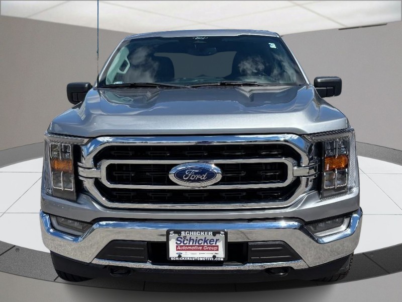 Ford F-150 Vehicle Full-screen Gallery Image 09