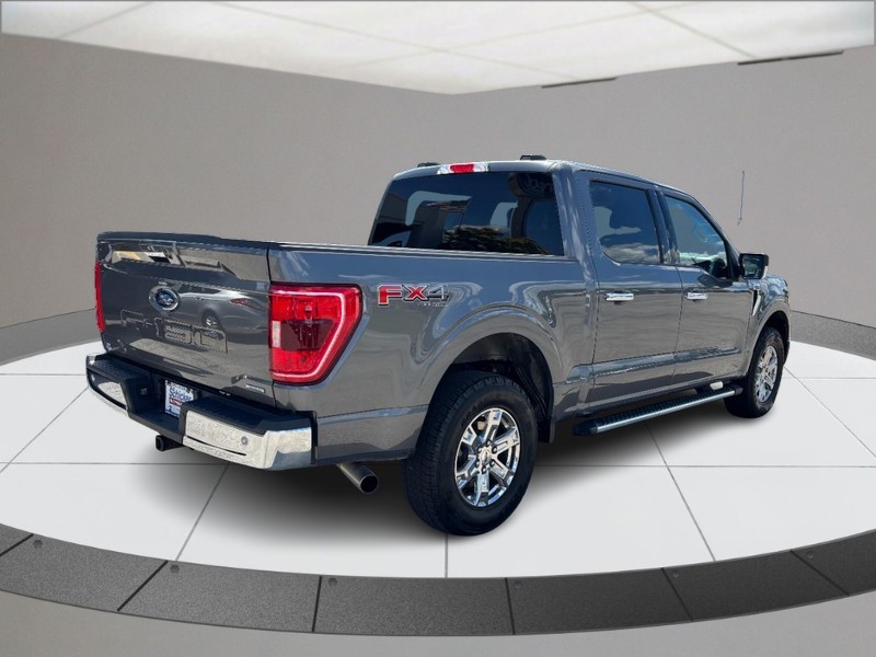 Ford F-150 Vehicle Full-screen Gallery Image 03