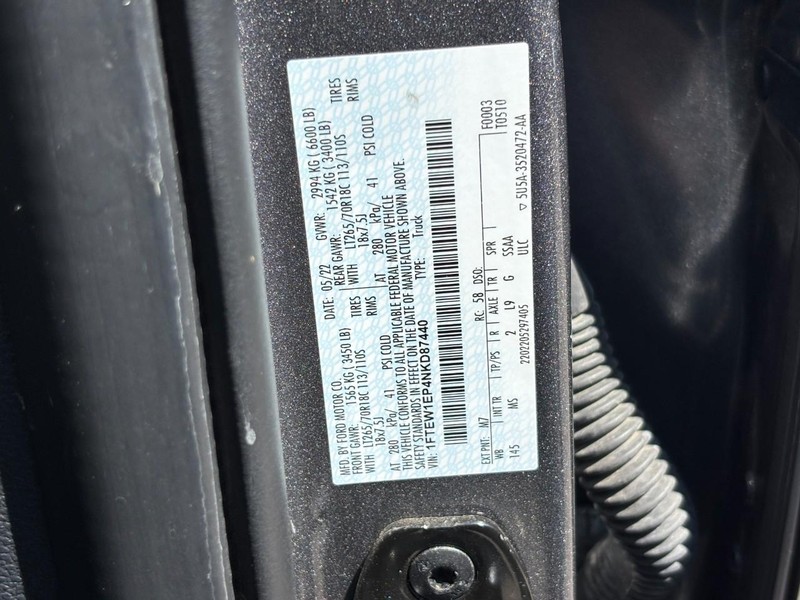 Ford F-150 Vehicle Full-screen Gallery Image 27