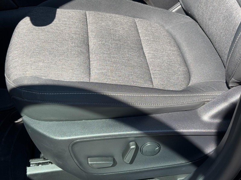 Ford Bronco Sport Vehicle Full-screen Gallery Image 25