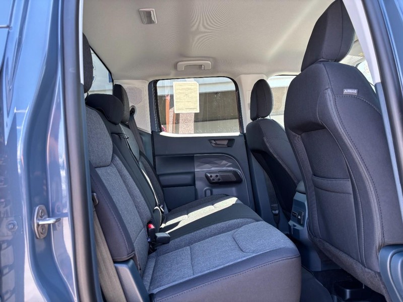 Ford Maverick Vehicle Full-screen Gallery Image 05