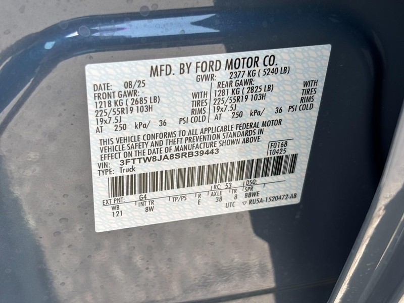 Ford Maverick Vehicle Full-screen Gallery Image 21