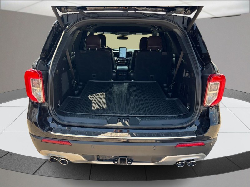 Ford Explorer Vehicle Full-screen Gallery Image 04