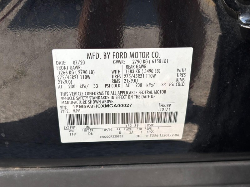 Ford Explorer Vehicle Full-screen Gallery Image 27