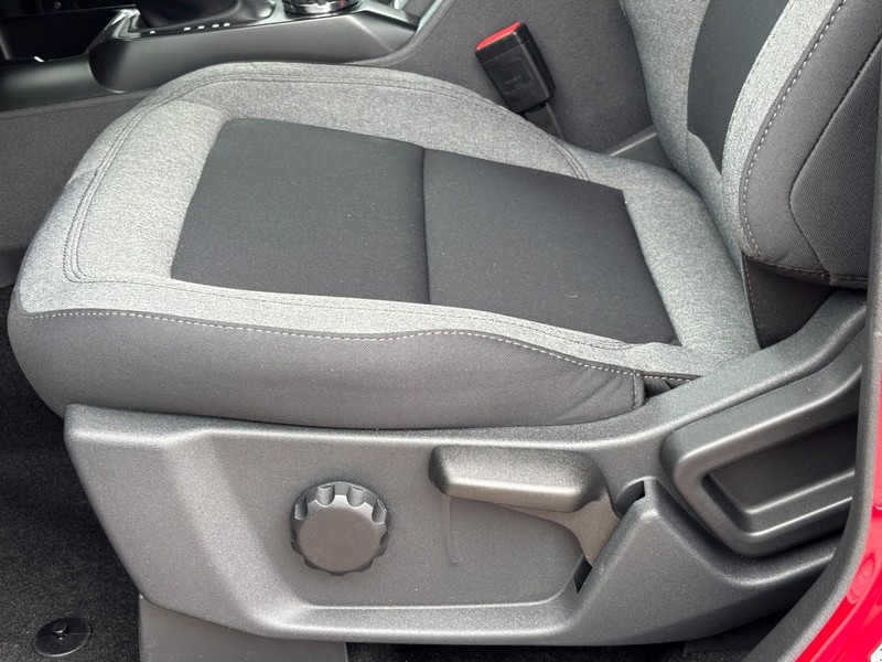 Ford Bronco Vehicle Full-screen Gallery Image 19