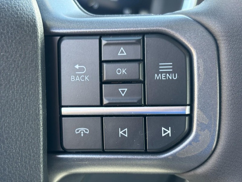 Ford F-150 Vehicle Full-screen Gallery Image 13