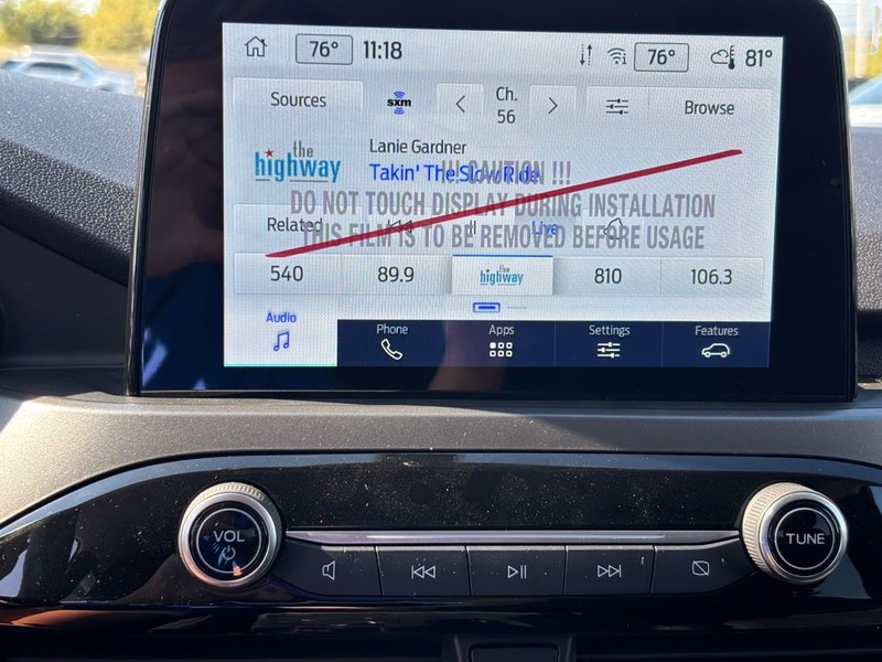 Ford Escape Vehicle Full-screen Gallery Image 15