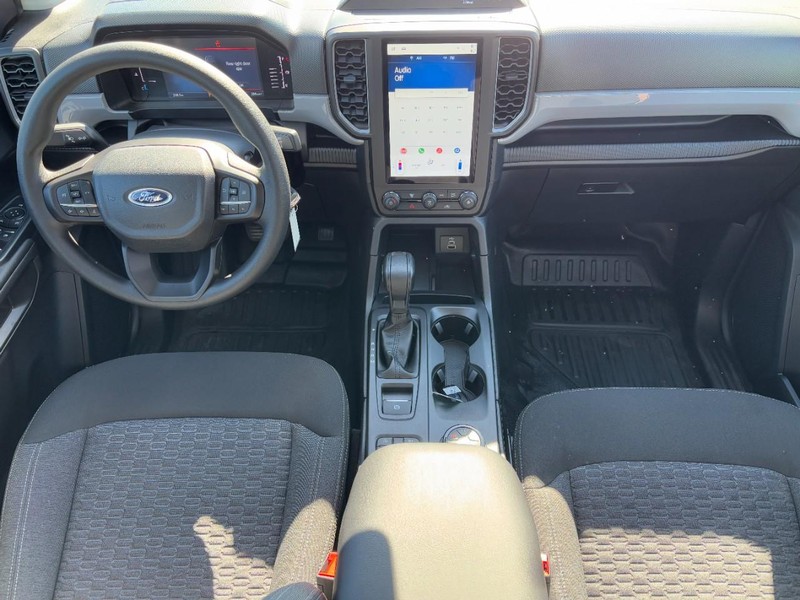 Ford Ranger Vehicle Full-screen Gallery Image 06