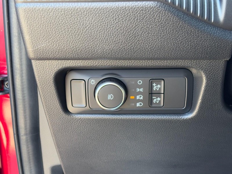 Ford Ranger Vehicle Full-screen Gallery Image 11