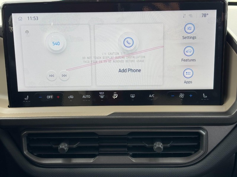 Ford Bronco Sport Vehicle Full-screen Gallery Image 08