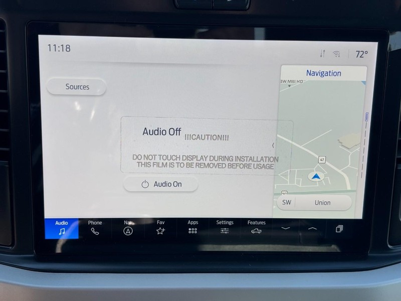 Ford Super Duty F-250 SRW Vehicle Full-screen Gallery Image 15