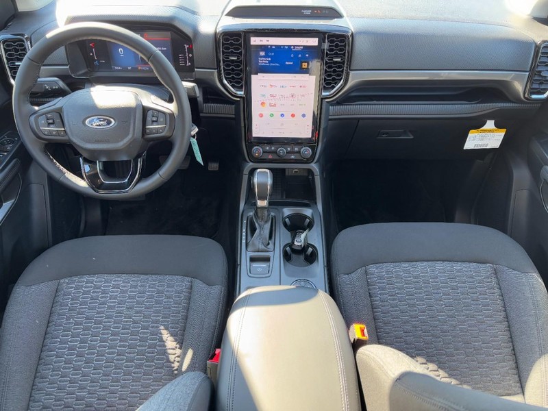 Ford Ranger Vehicle Full-screen Gallery Image 06