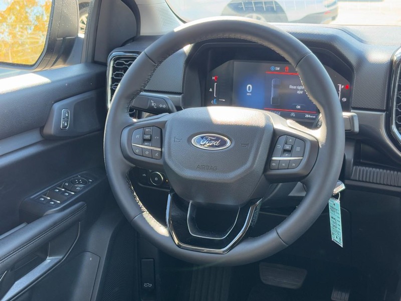 Ford Ranger Vehicle Full-screen Gallery Image 07