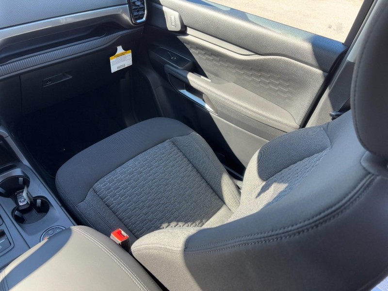 Ford Ranger Vehicle Full-screen Gallery Image 10