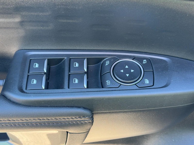 Ford Ranger Vehicle Full-screen Gallery Image 19