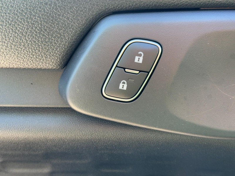 Ford Ranger Vehicle Full-screen Gallery Image 20