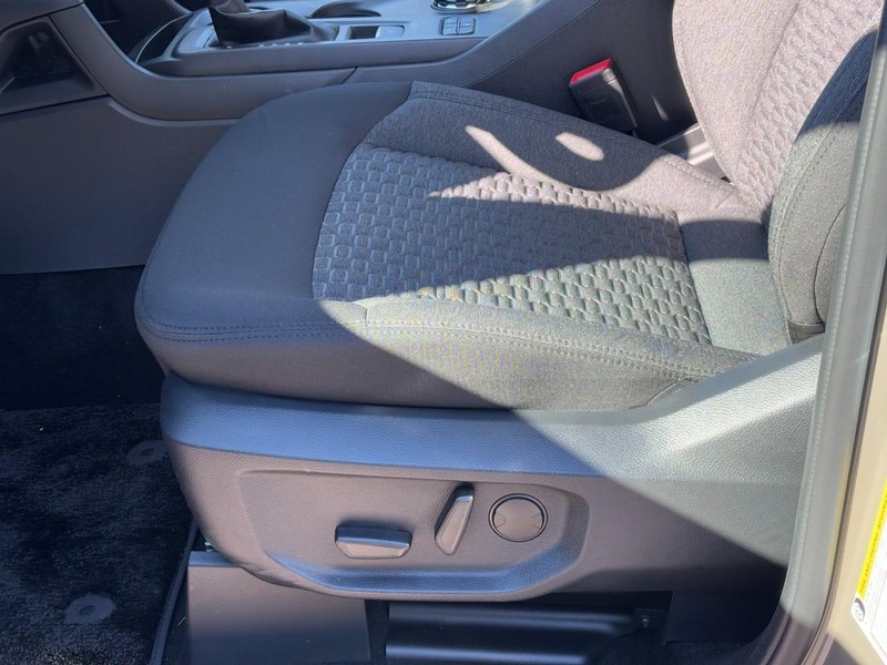 Ford Ranger Vehicle Full-screen Gallery Image 21