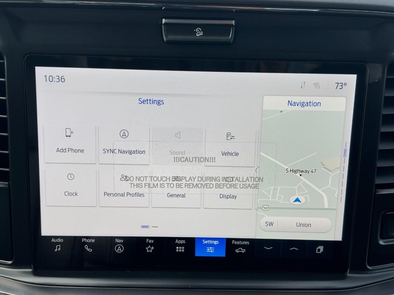 Ford Super Duty F-250 SRW Vehicle Full-screen Gallery Image 08