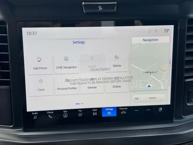 Ford Super Duty F-250 SRW Vehicle Full-screen Gallery Image 15