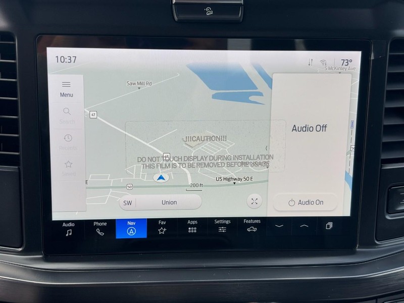 Ford Super Duty F-250 SRW Vehicle Full-screen Gallery Image 17