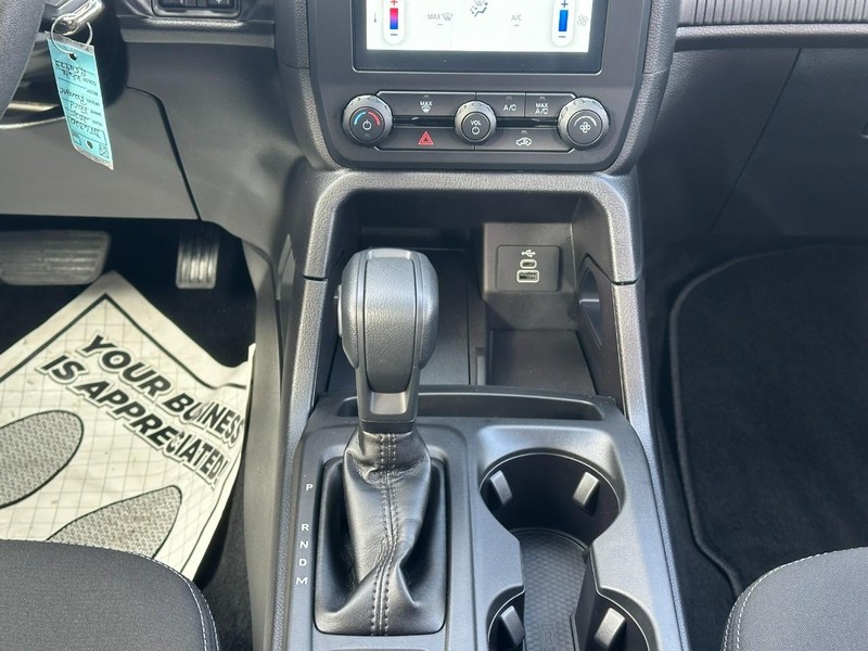 Ford Ranger Vehicle Full-screen Gallery Image 08