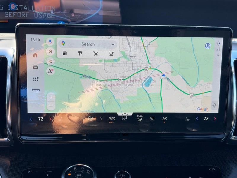 Ford Expedition Max Vehicle Full-screen Gallery Image 19