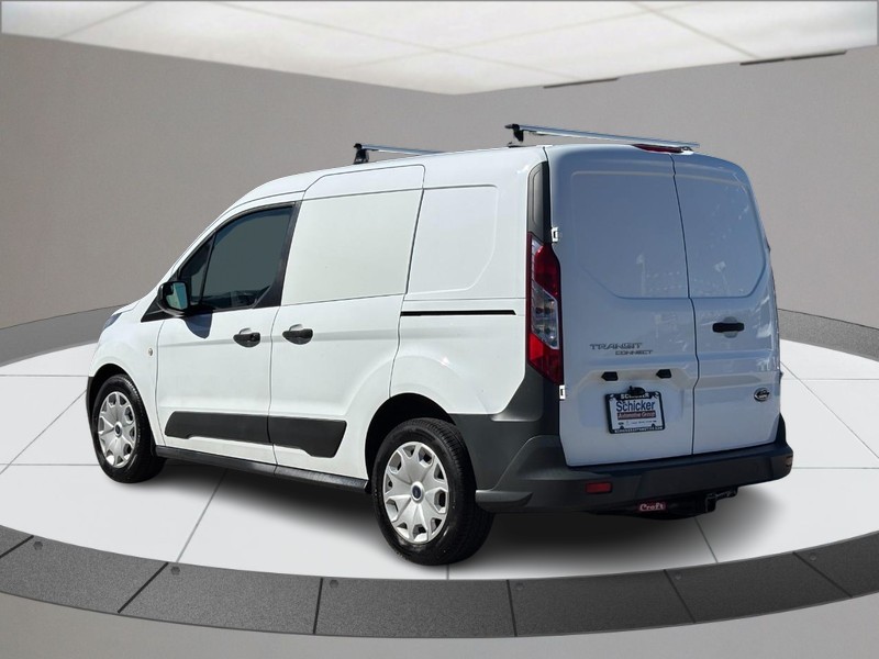 Ford Transit Connect Vehicle Full-screen Gallery Image 06